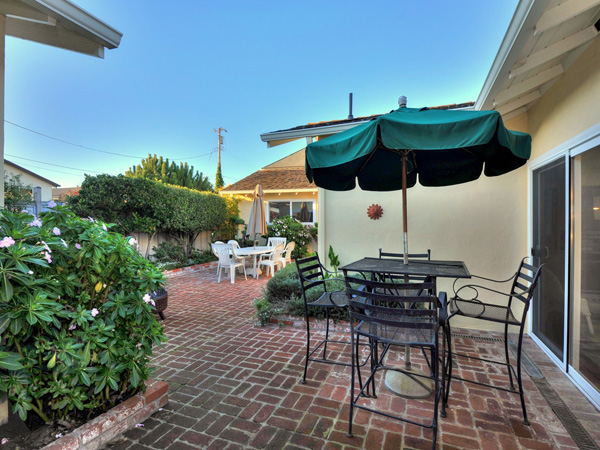 Santa Cruz Vacation Rental - 1600 West Cliff - Back Patio